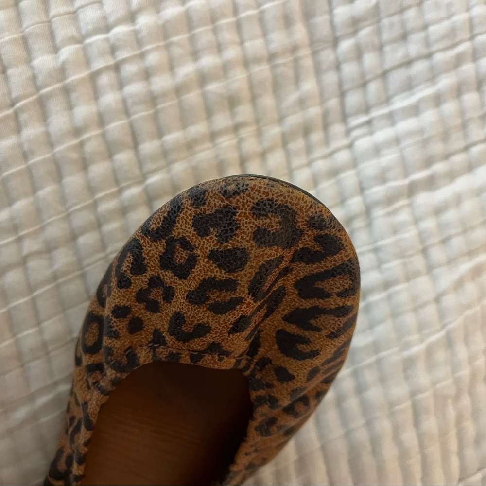 Tieks Leopard Print Ballet Flats Size 9 - image 2